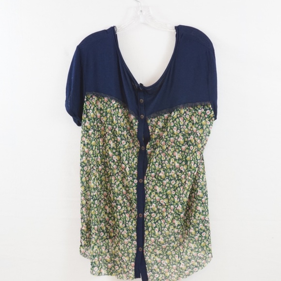 3 for $10 SALE Free people floral Boho Tunic - Picture 2 of 4